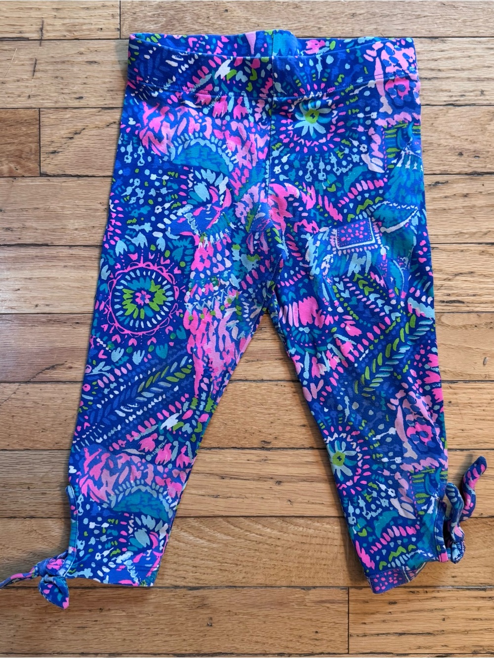 Lilly Pulitzer Pastel Blue Floral Capri Leggings 3-4 years